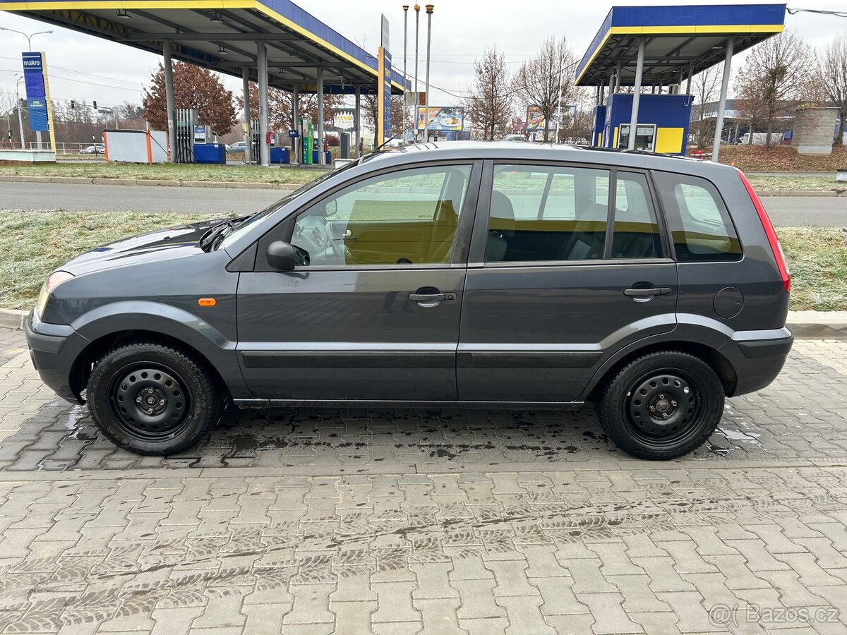 Ford Fusion 1.6 benzín - 2