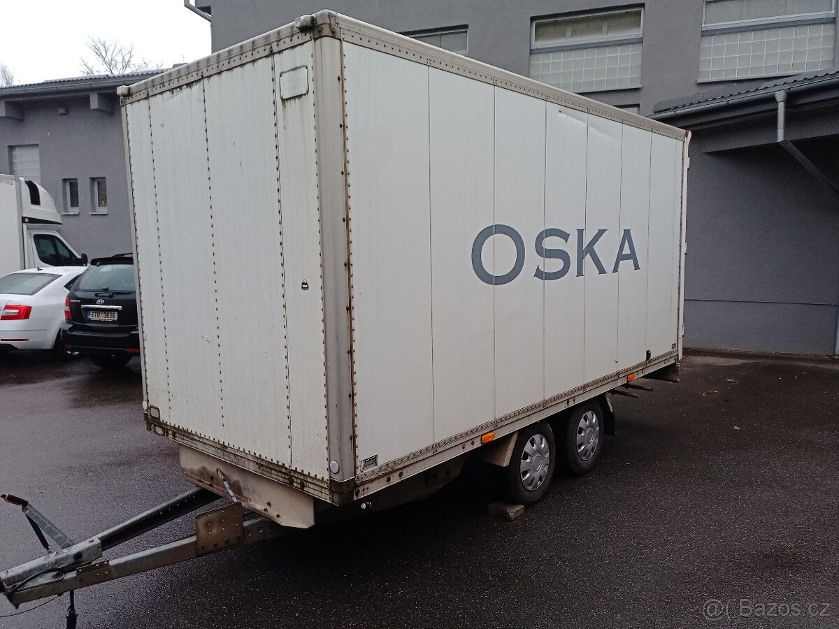 škříňový přívěs - 2