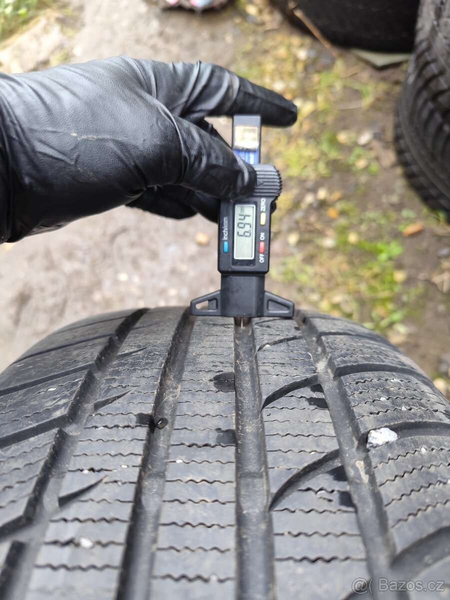 Zimní pneu 225/50/17 - 2