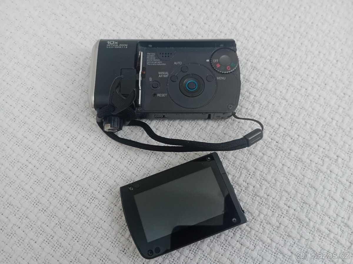 kamera Panasonic SDR-S10 - 2