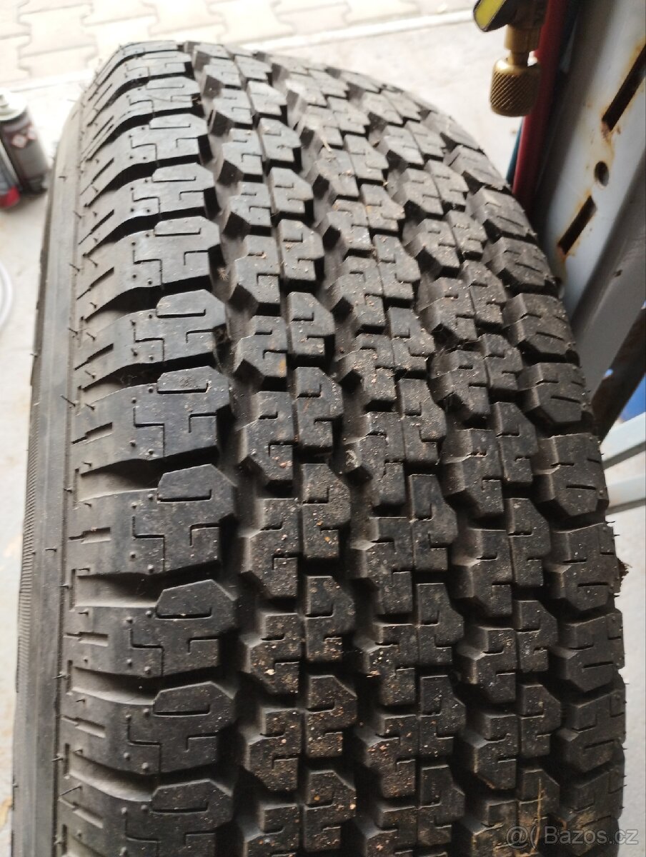 Nissan Terrano kolo rezerva - 2