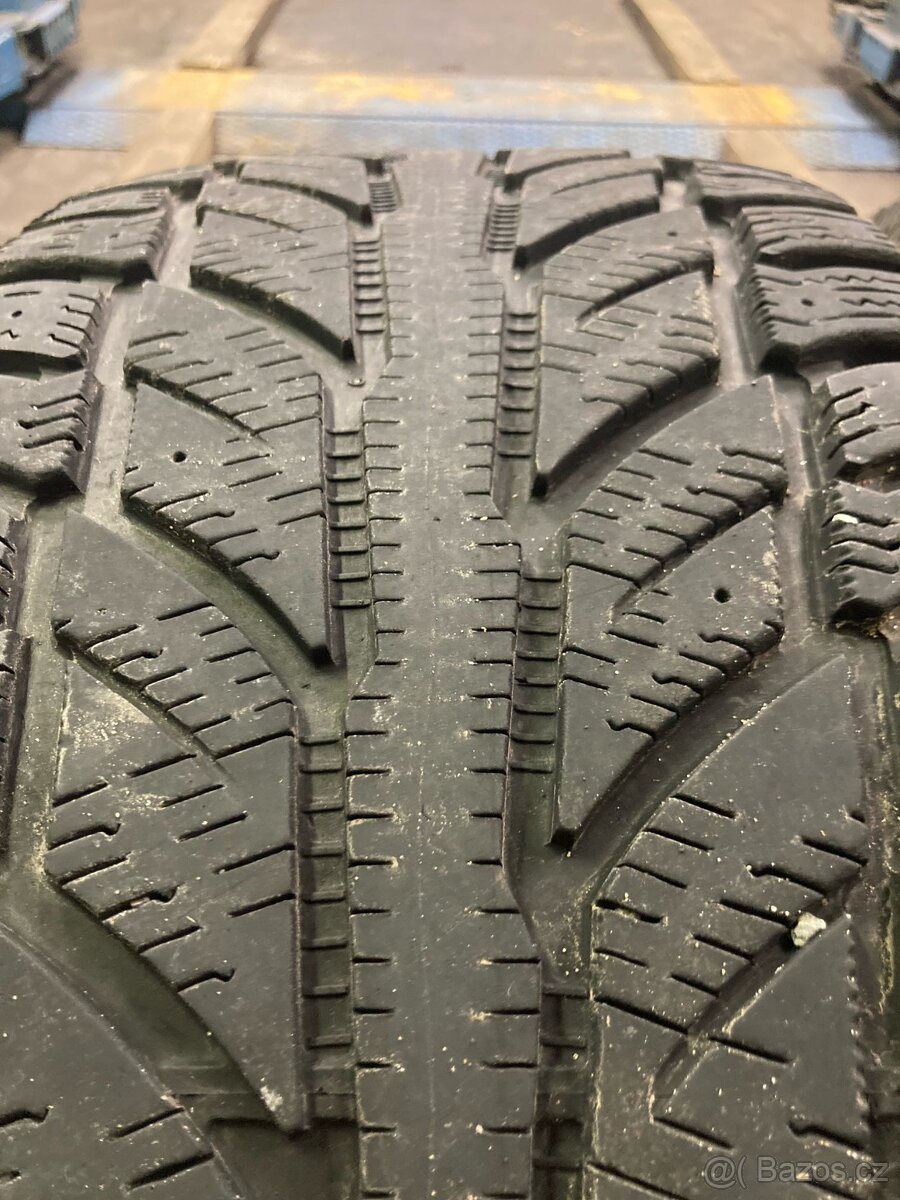 ZIMNÍ PNEU COOPER 265/65 R17 - 2