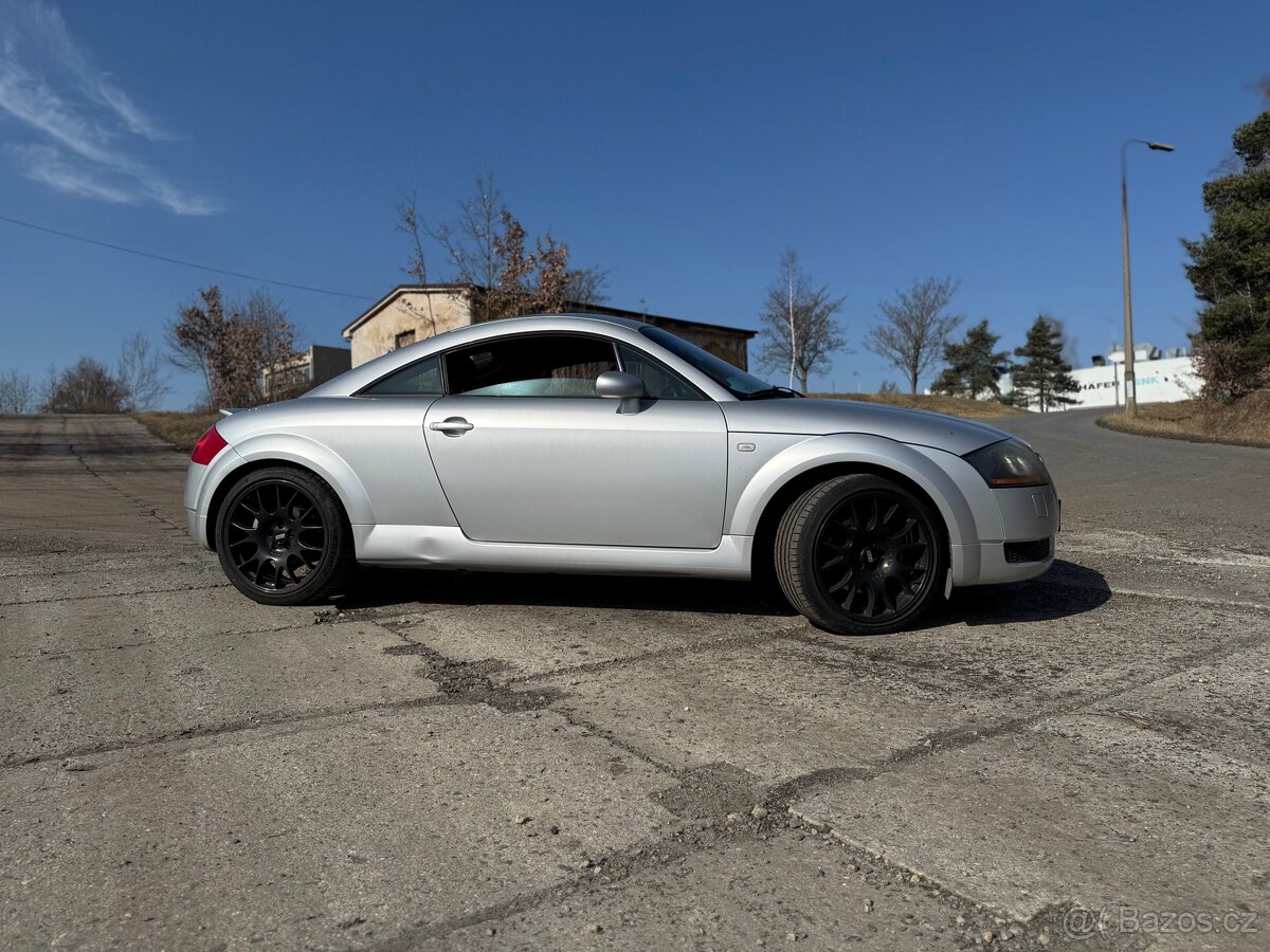 Audi TT quattro 165kw - 2