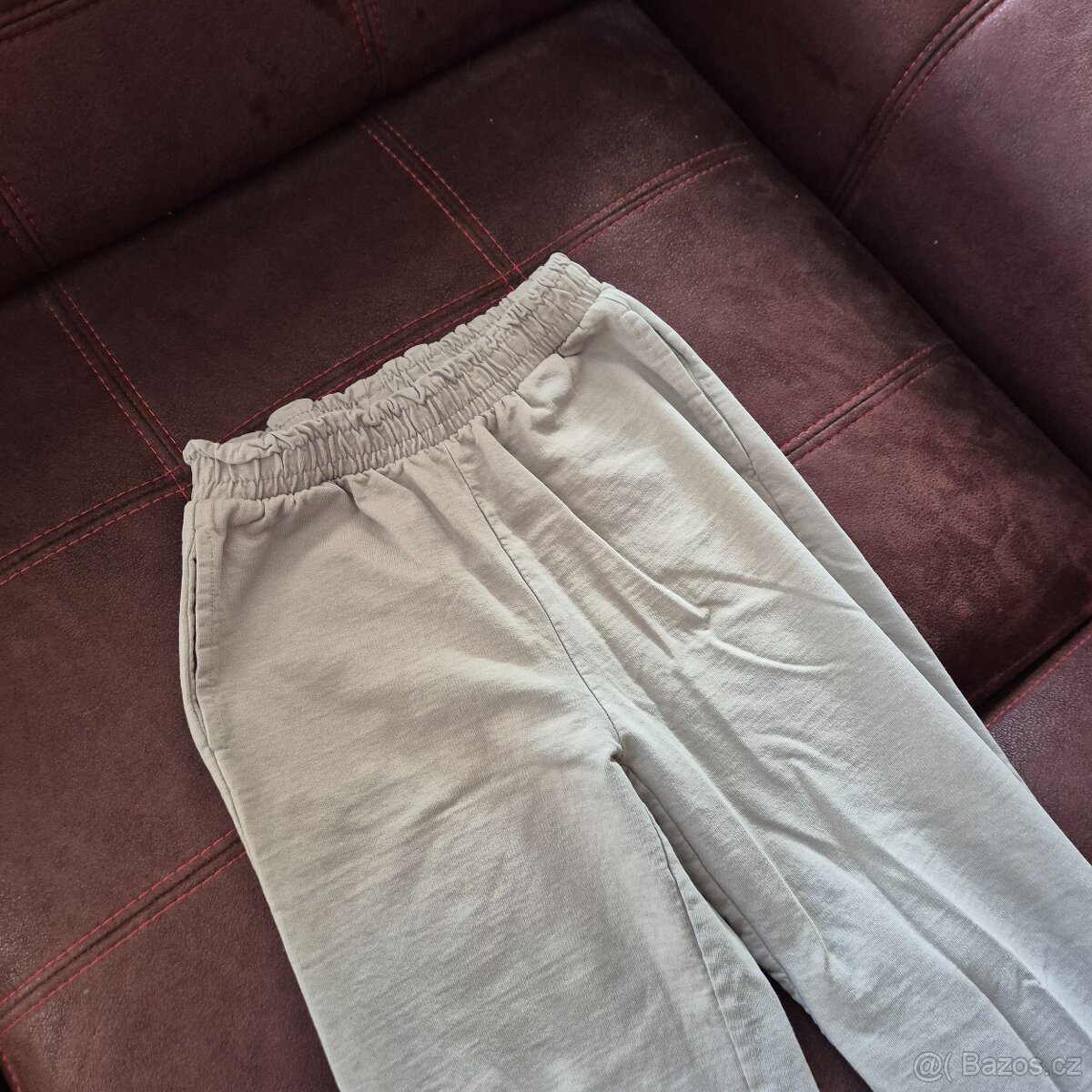 tepláky světlé vel. 146 zn. Destination - 2