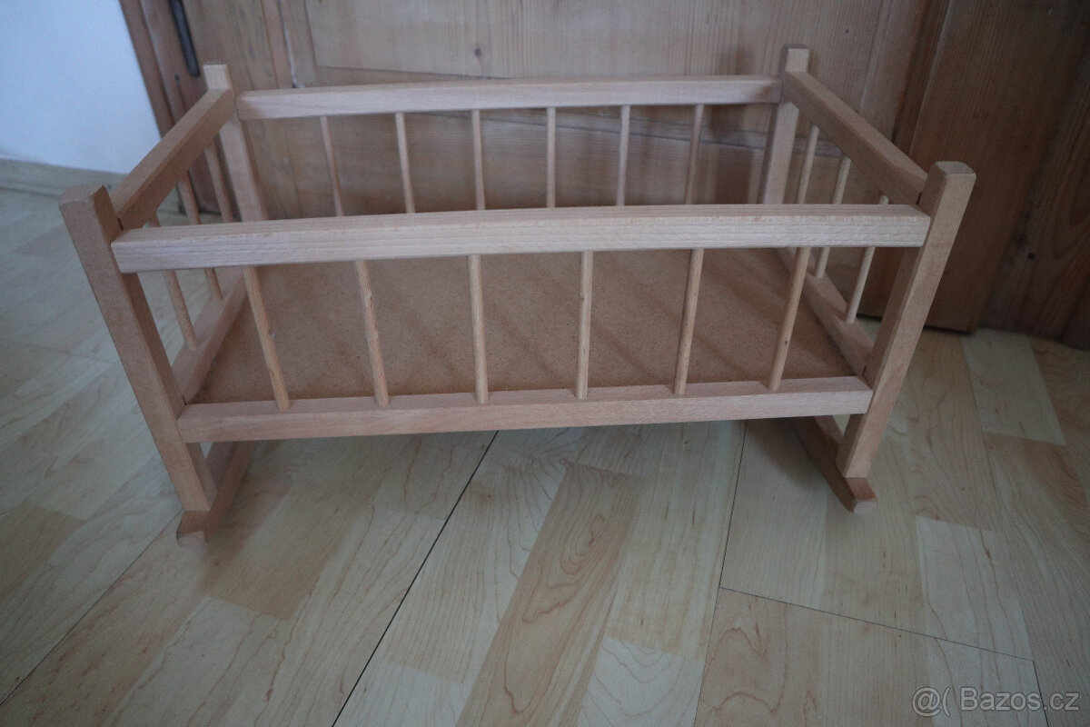 Kolébka pro panenky - 2