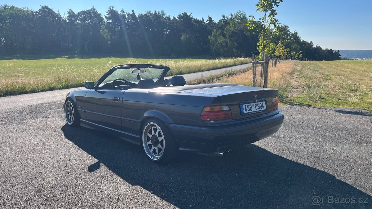 BMW e36 320i Cabrio - 2