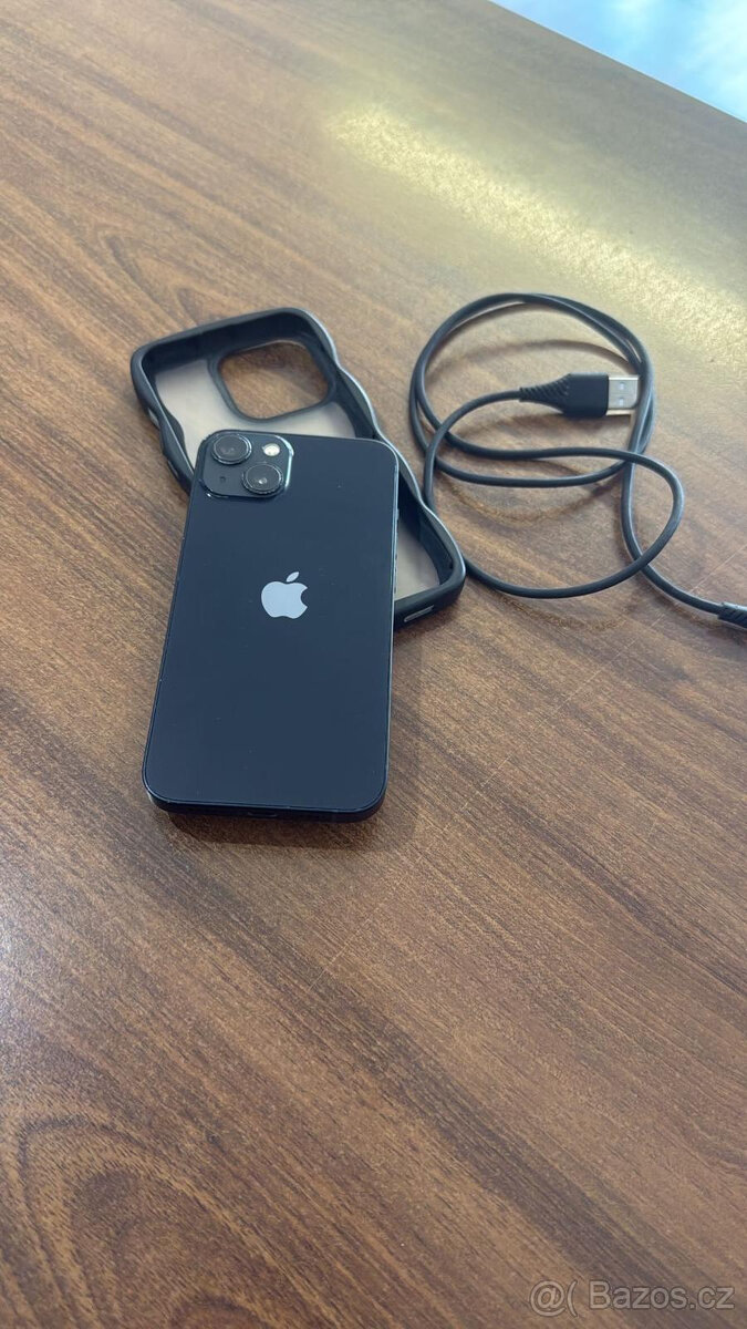 Iphone 13 128 GB černé barvy - 2