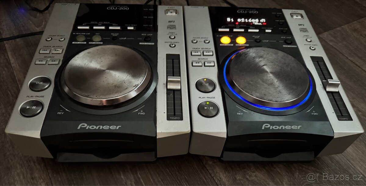 Prodám 2x Pioneer CDJ-200 + case - 2