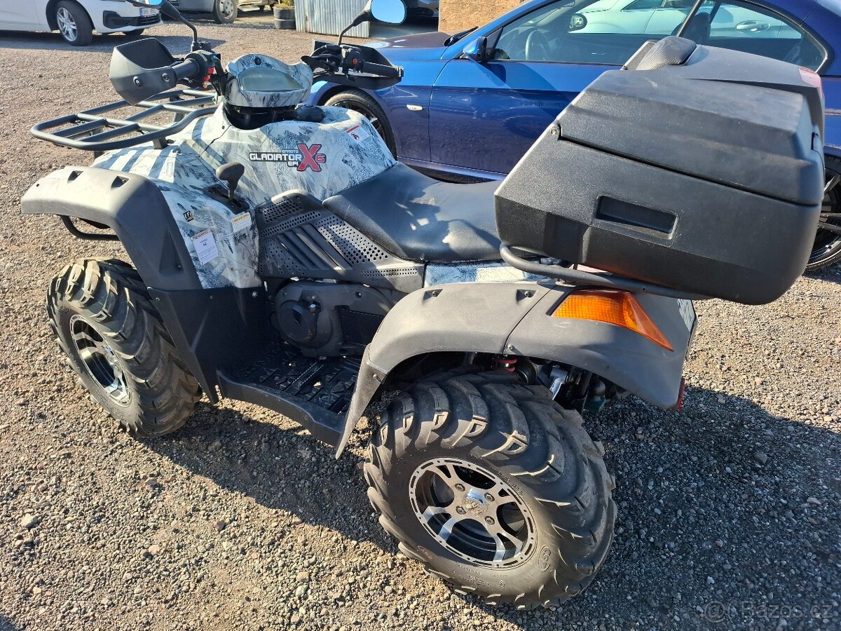 Čtyřkolka CF moto 600 EFI ,X6 Gladiator ,4x4 ,2010.