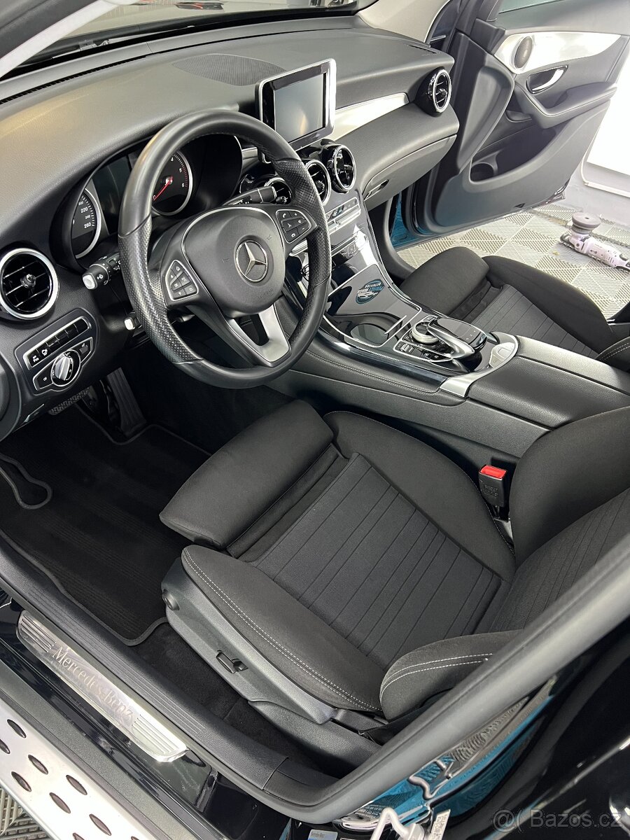 Prodám Mercedes-Benz GLC 220d 4x4 2015 Offroad packet
