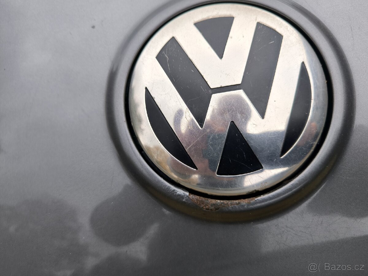 Prodám na VW Passat B6 sedan - 2