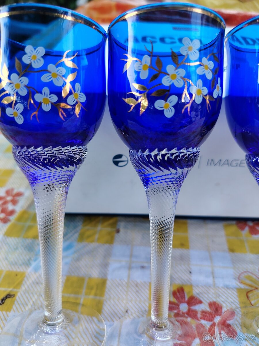 Modré skleničky na nožce - 2
