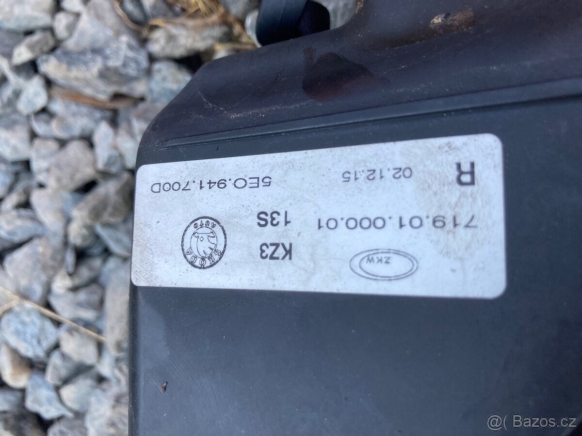 Mlhovka Škoda Octavia 3 - 2