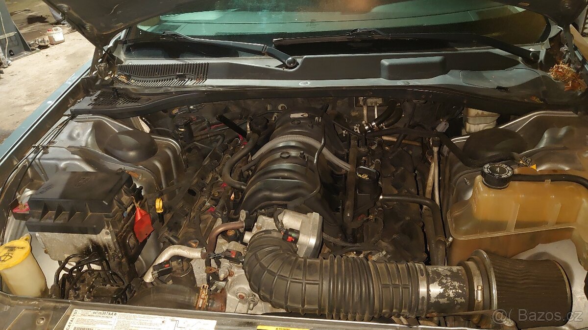 DODGE MAGNUM RT 5,7 V8 HEMI AWD - 2
