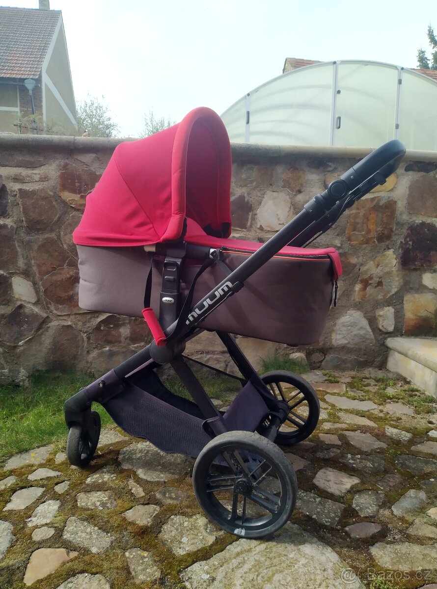 Kočárek Jané trojkombinace - 2