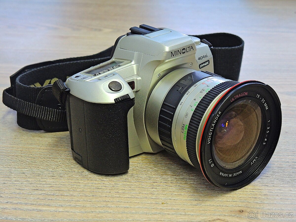 Minolta Dynax 404si + Voightlander Ultragon 19-35mm - 2
