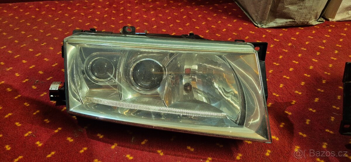 Škoda Octavia 1 xenon obaly - 2