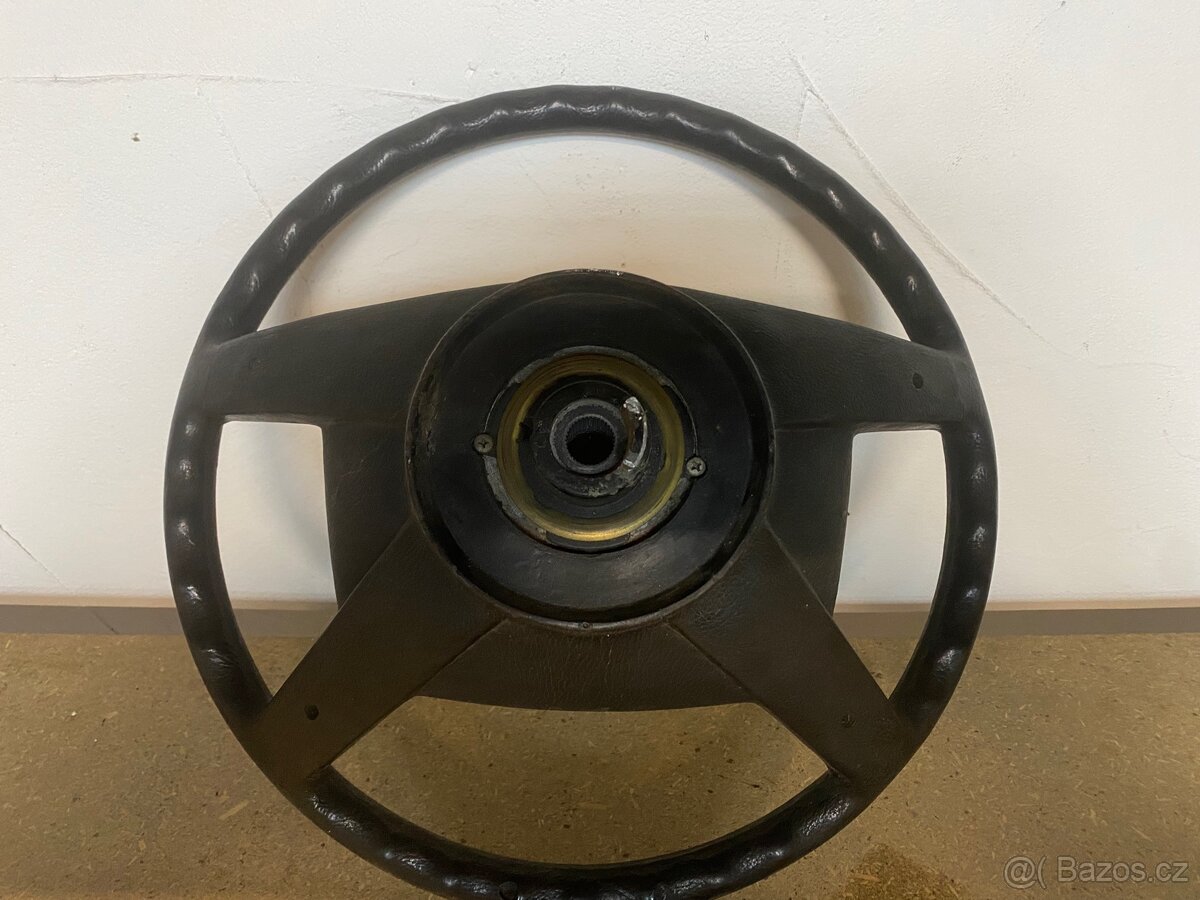 Volant BMW E21 - 2