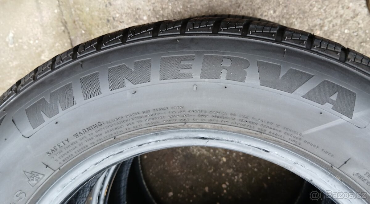 2ks zimní pneu 175/70 r14 - 2