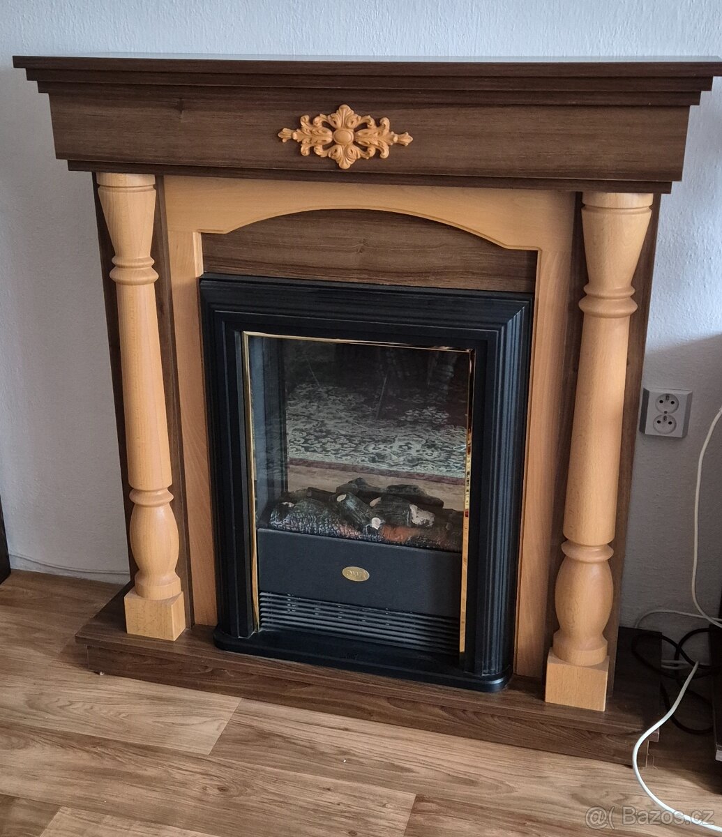 Elektrický krb - dekorace. - 2