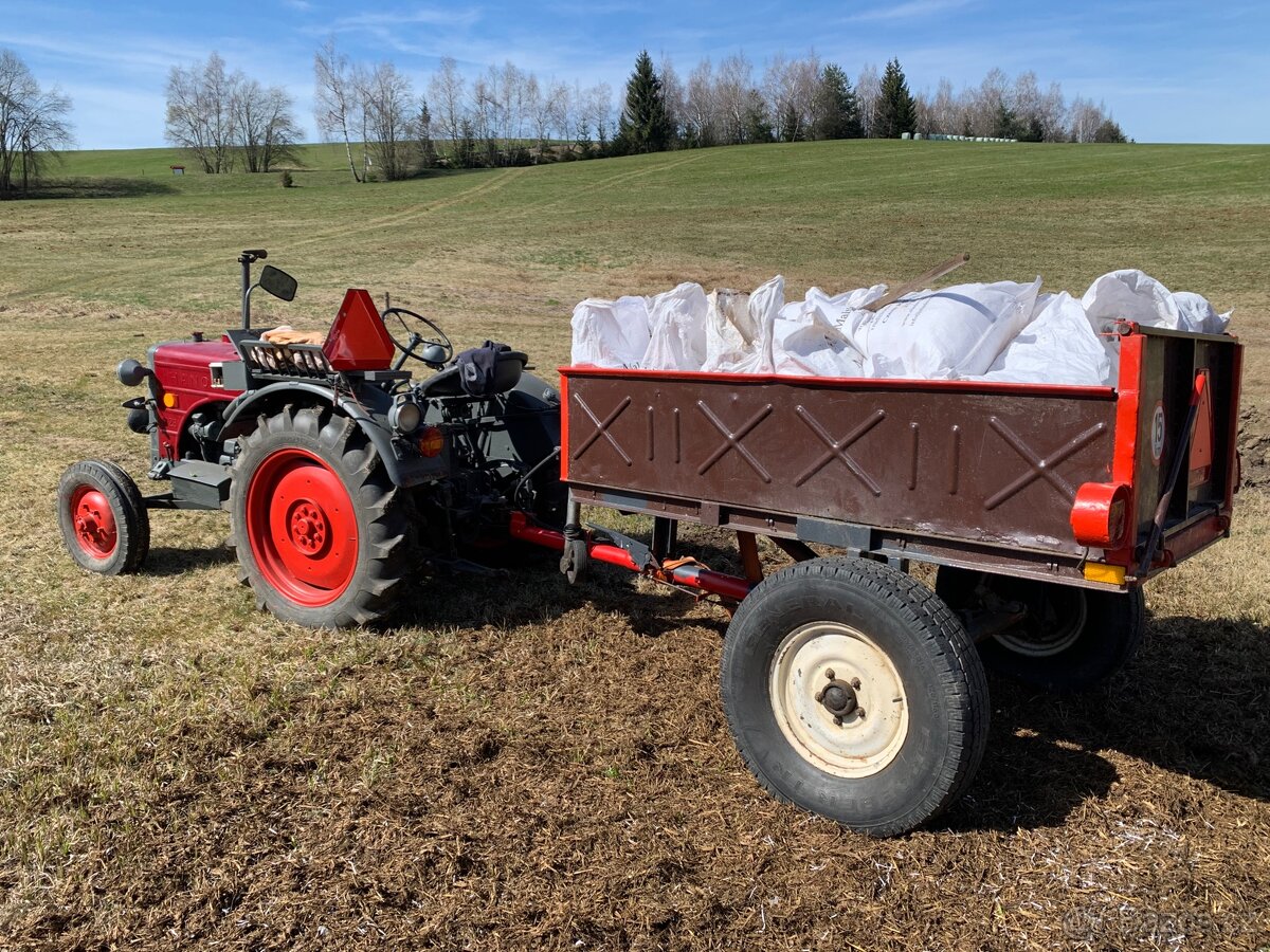 Traktor Hanomag R 28 - 2