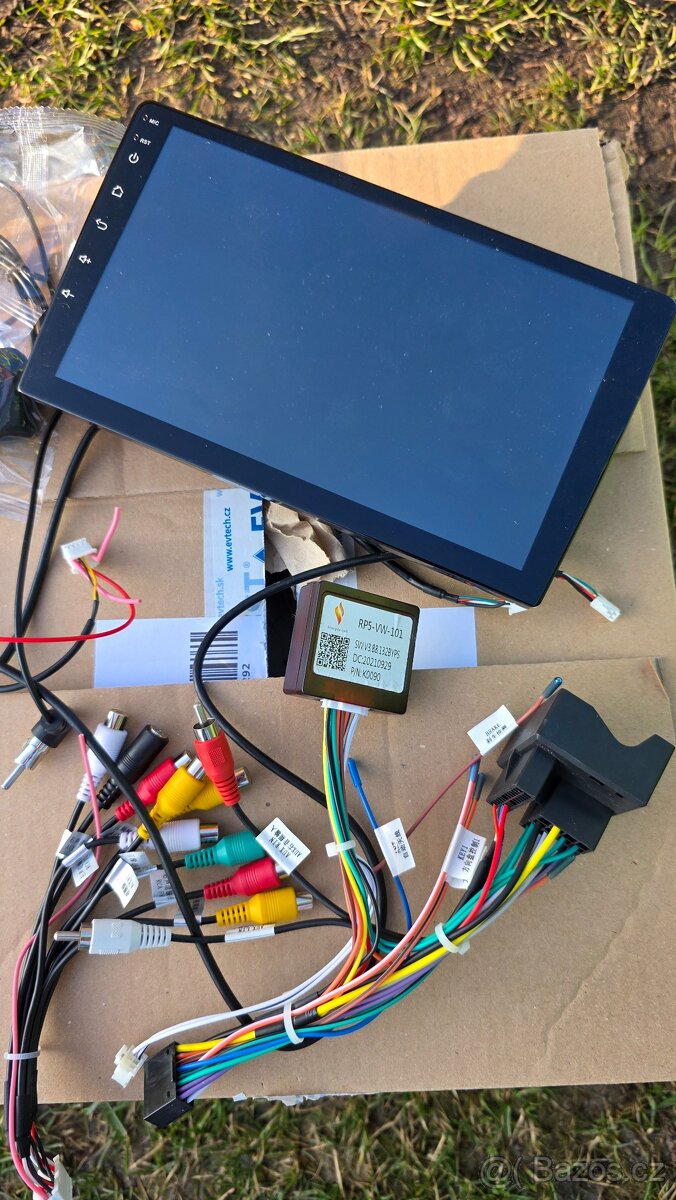 2DIN 9" autorádio Junsun 1GB/16GB - 2