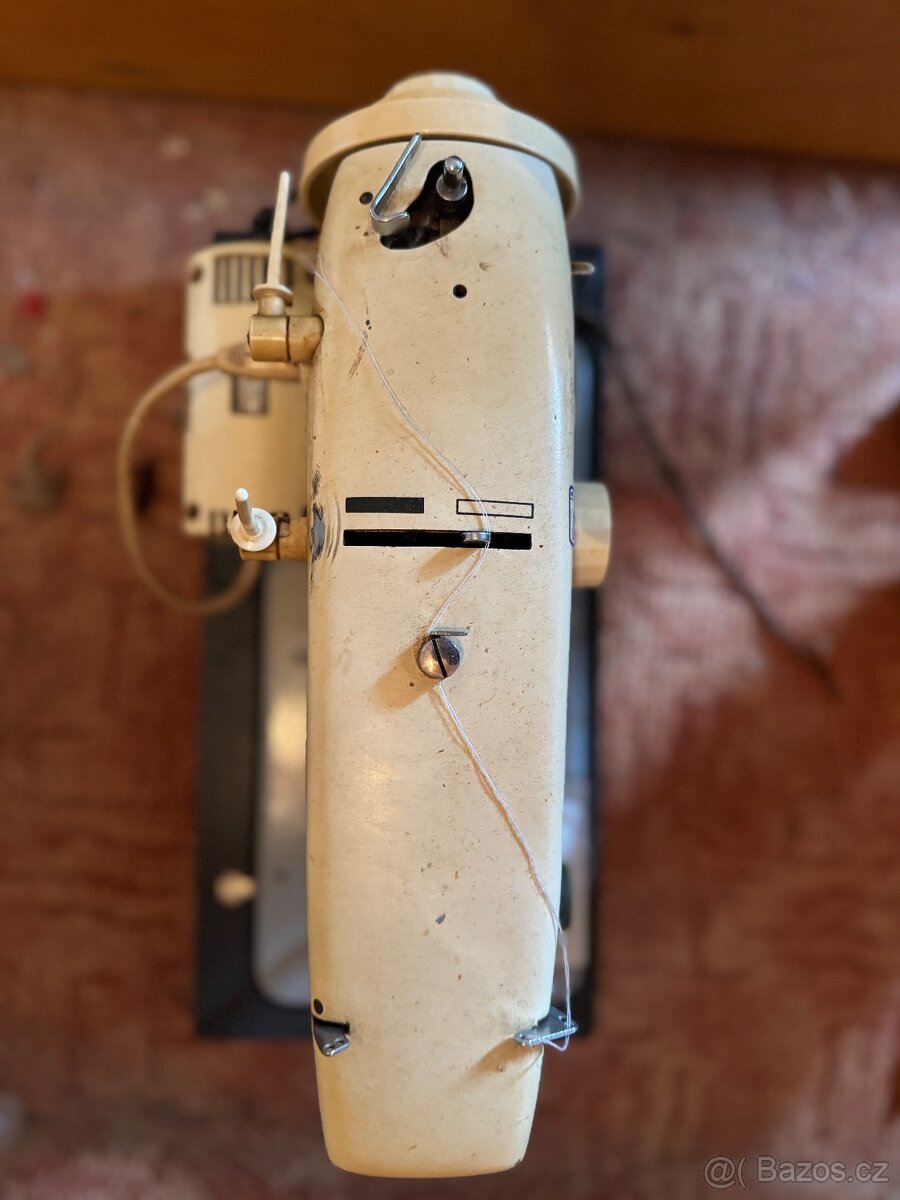 Šicí stroj Veritas – program automatic - 2