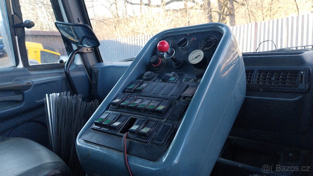 Čistící vůz Daf - 2