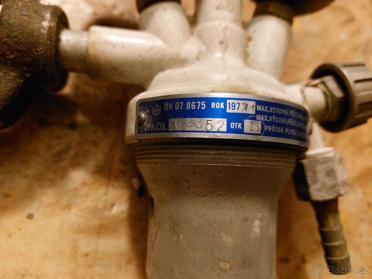 Redukční ventil na acetylen - 2