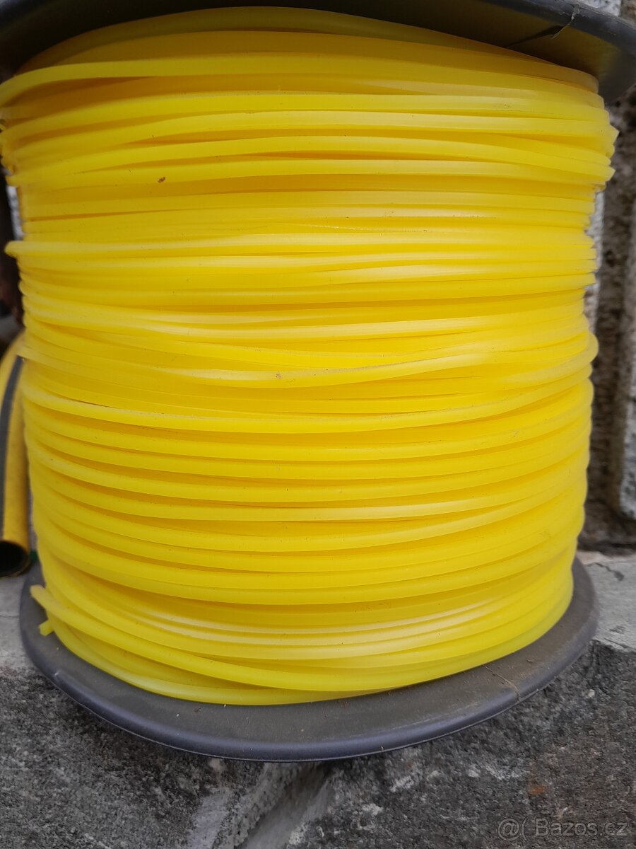 Struna na křovinořez - 2