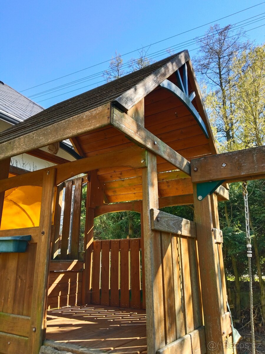 Dětské hřiště - 2