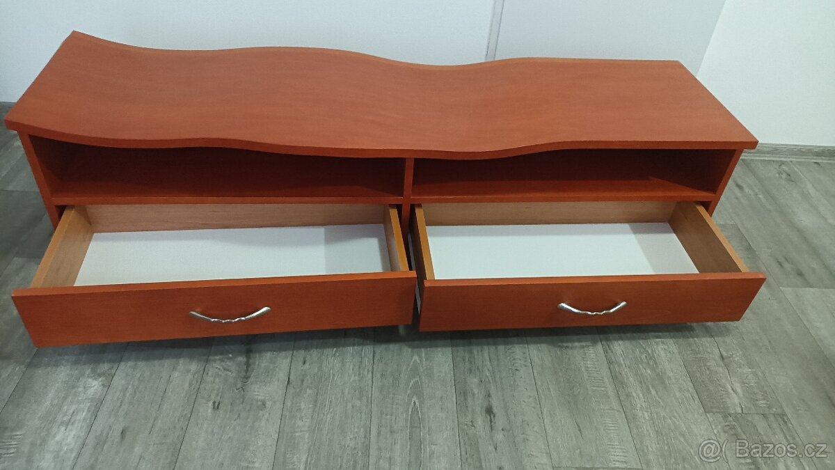 Tv stolek - 2
