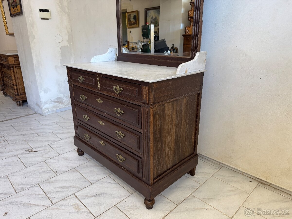 Starožitná toaletní komoda - 2