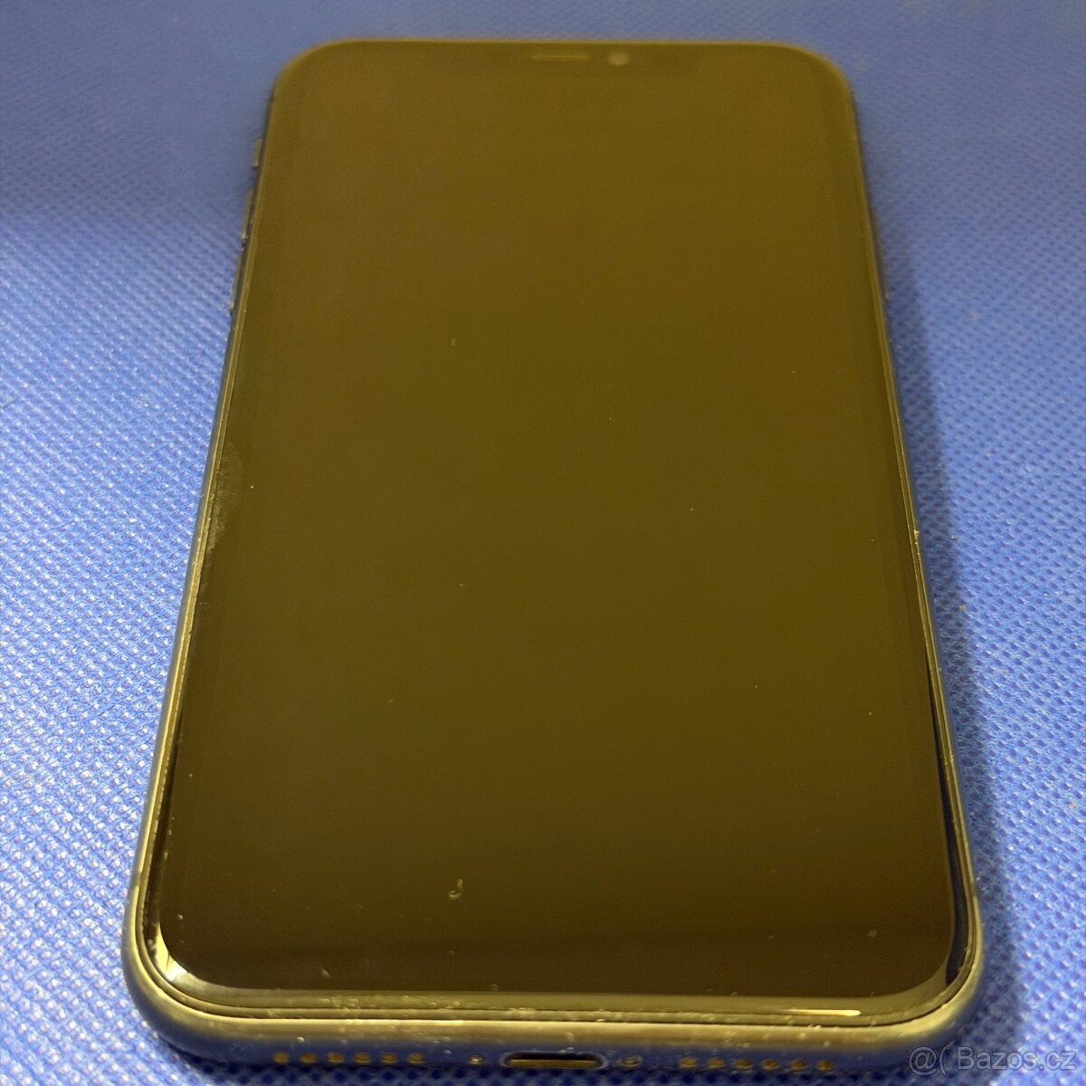 iPhone 11 128GB Black, pěkný stav - 2