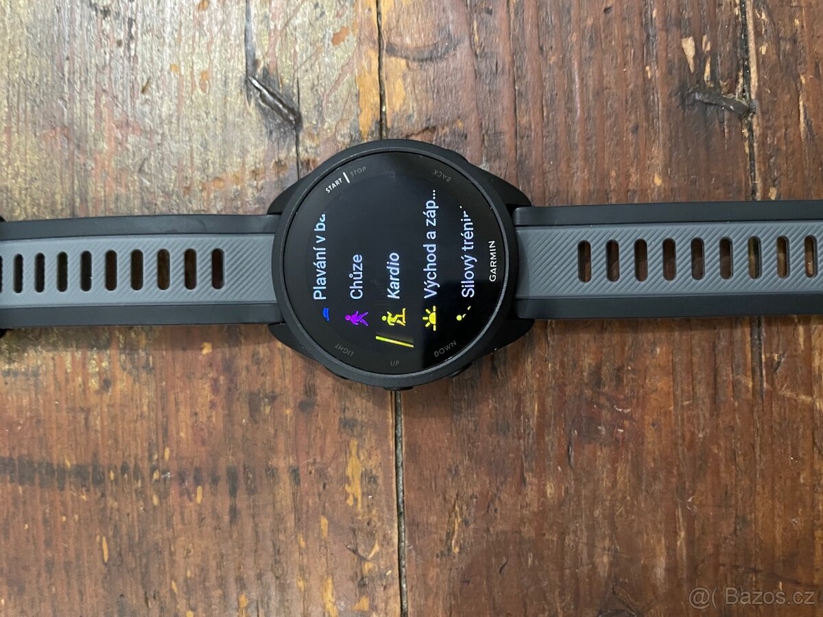 Hodinky Garmin Forerunner® 165 Music-nepoužité - 2