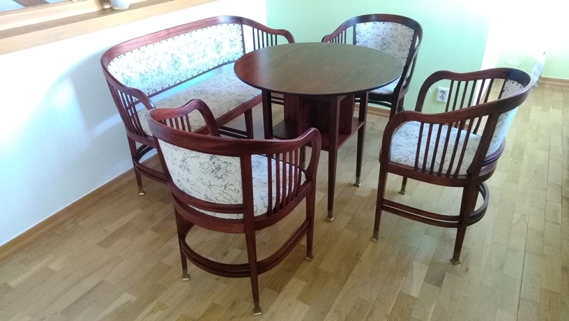 Starožitnost-stůl,lavice,křesla(J.M.Olbrich für Maria Wölzl) - 2