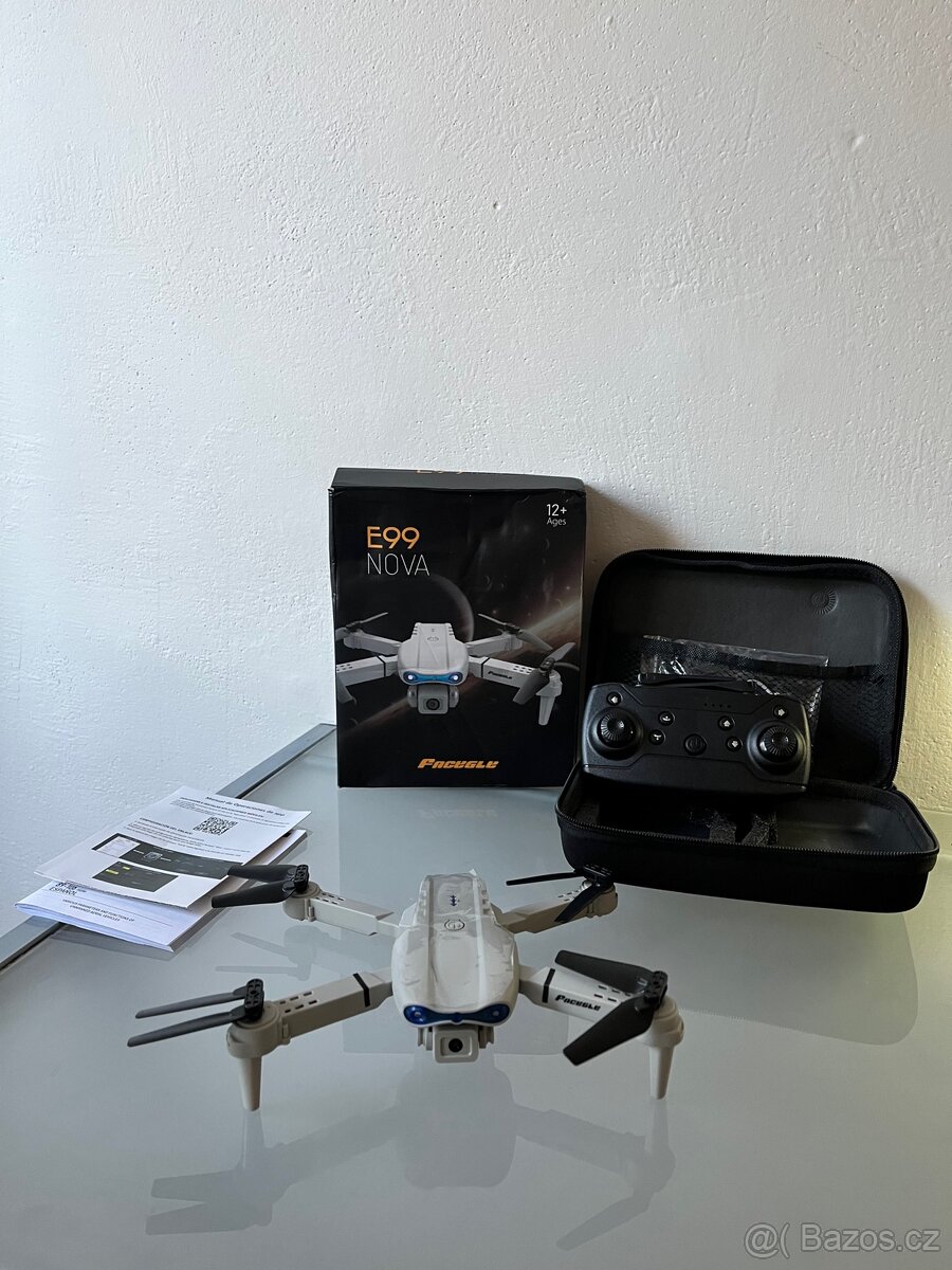Drone E99 – Skládací kvadrokoptéra s kamerou - 2