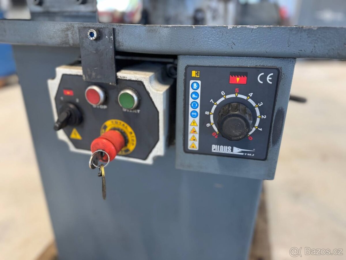 Pásová pila Pilous ARG 240 Standard - 2