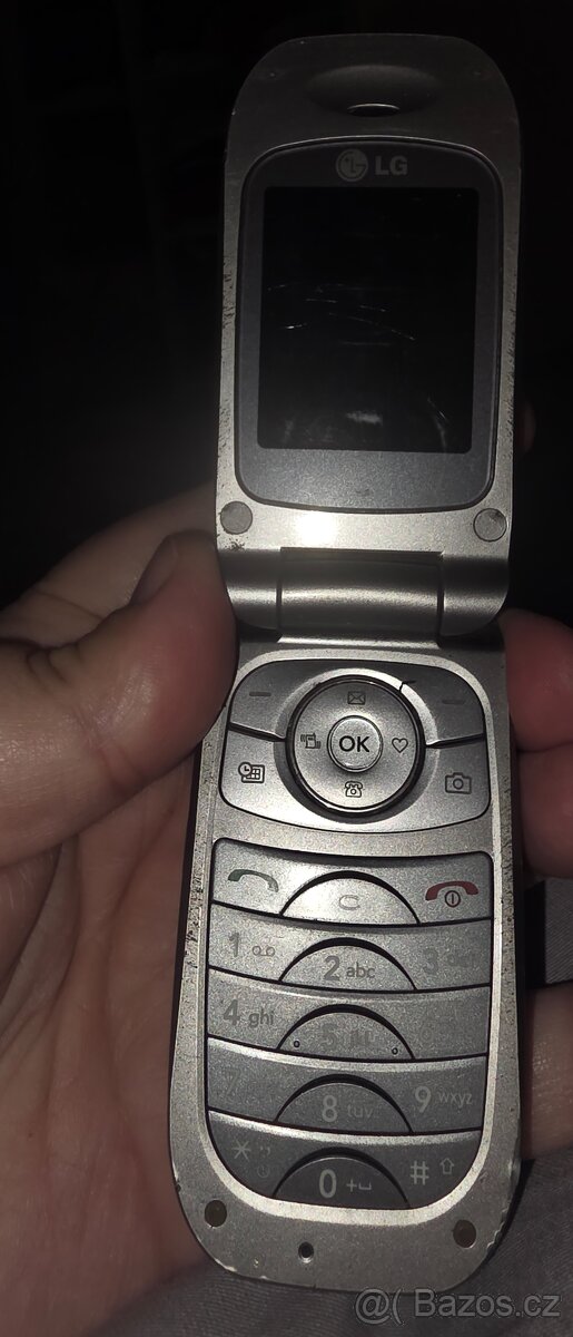 LG KP202 NEZANMÝ STAV - 2