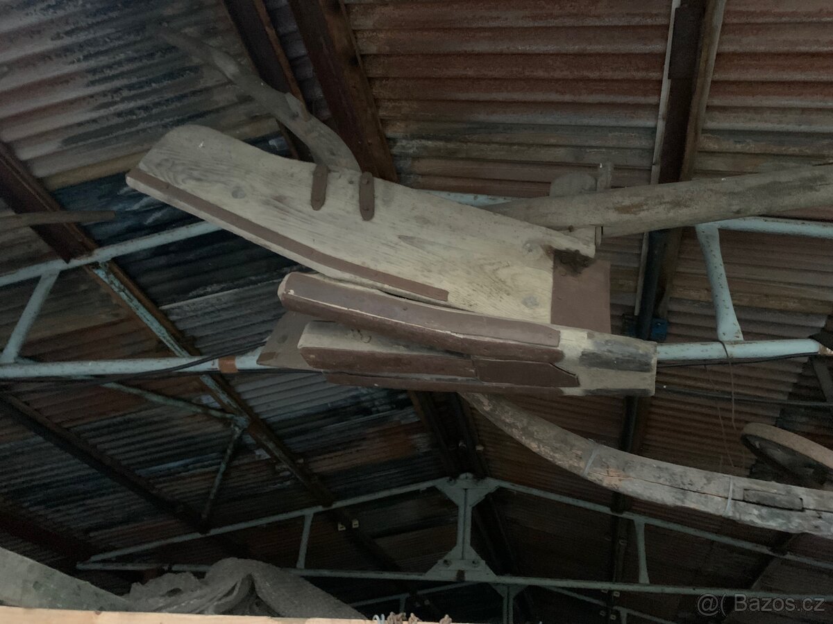Prodám starou dřevěnou zemědělskou techniku - 2