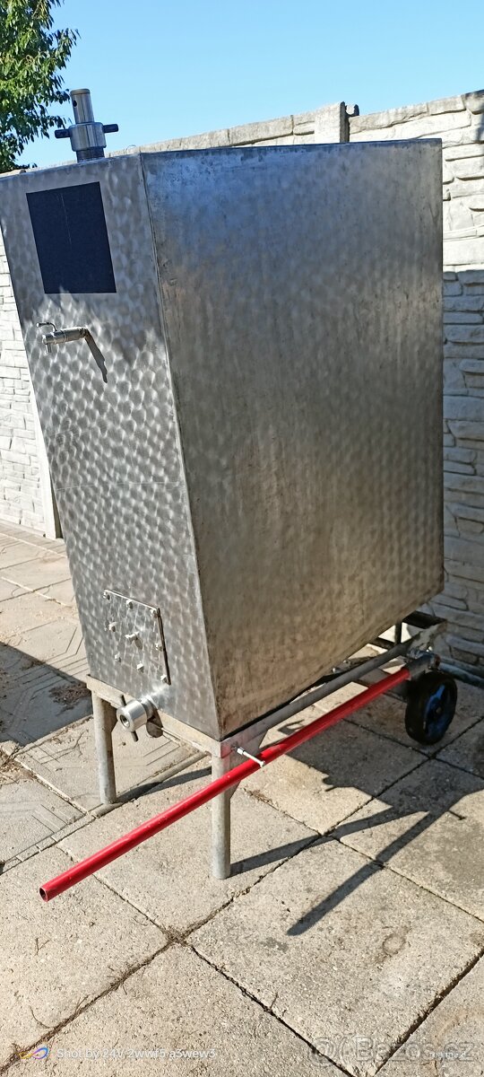 Nerezová nádoba 600l - 2