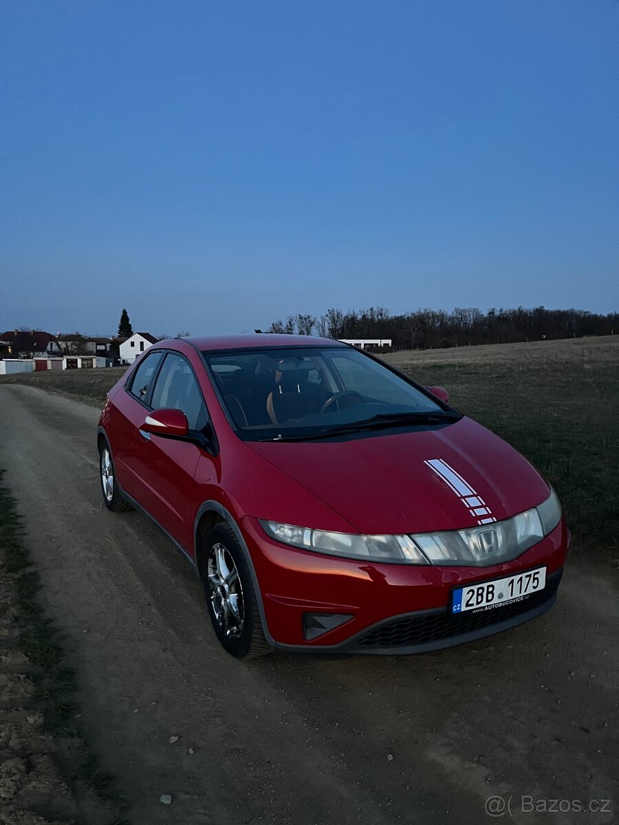 Honda civic 8g - 2