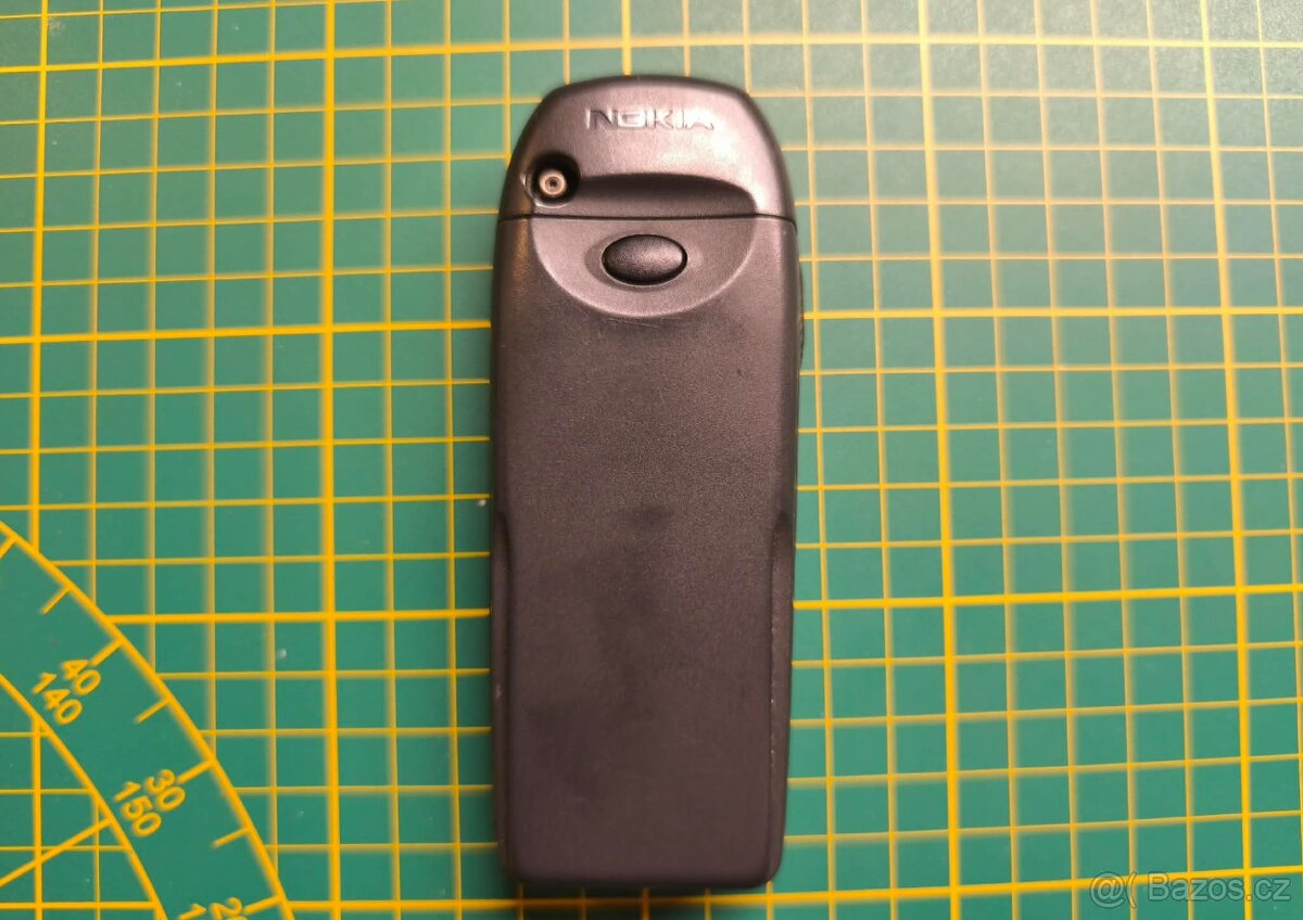 Nokia 6210 - 2