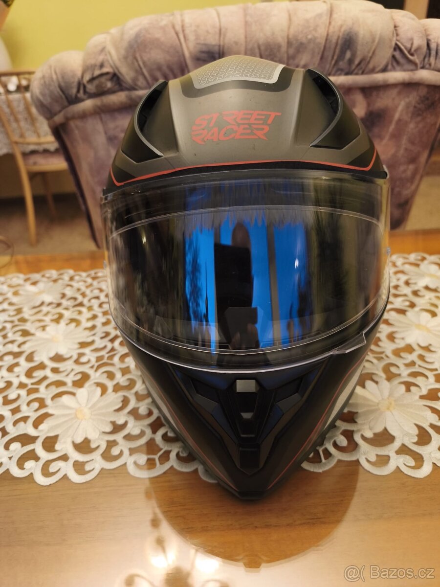Přilba - 2