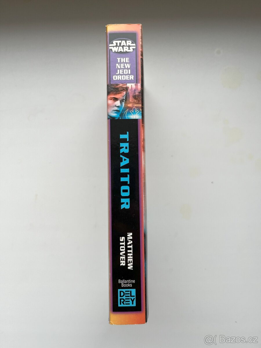 Kniha Star Wars - Traitor - 2