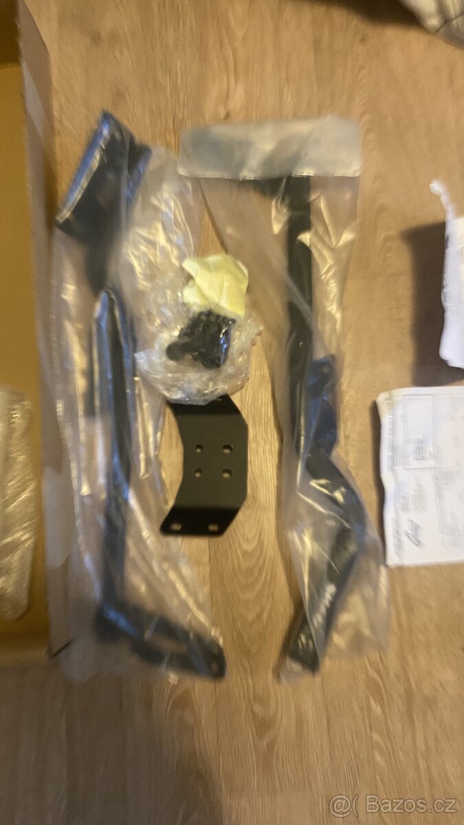 Držák kufru na keeway rkf 125 - 2