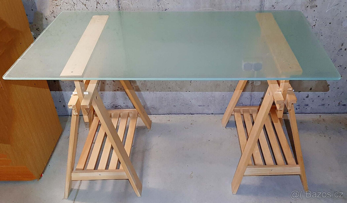 Ikea stůl skleněný design - 2