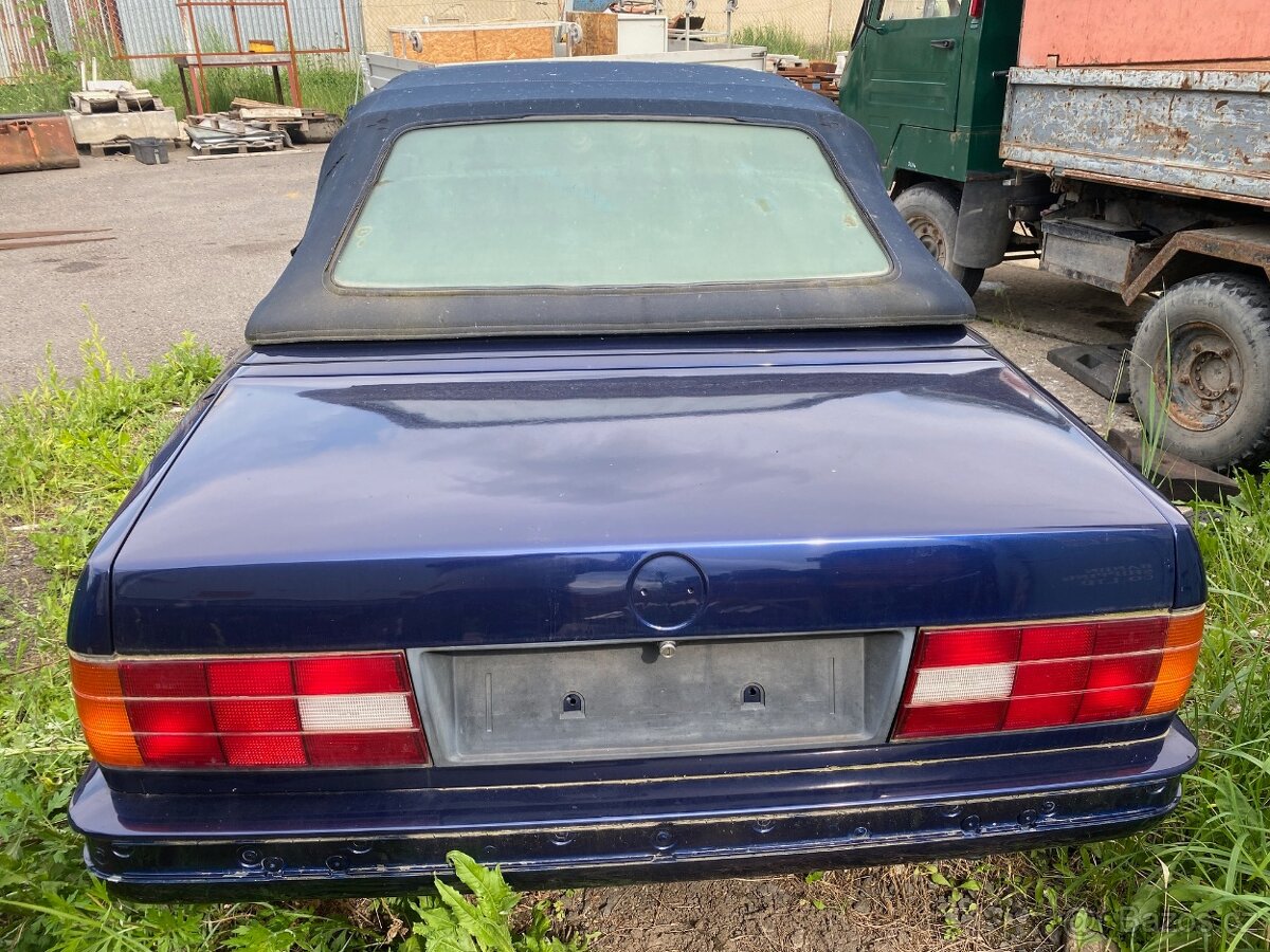 BMW 318i E30 Cabrio - 2