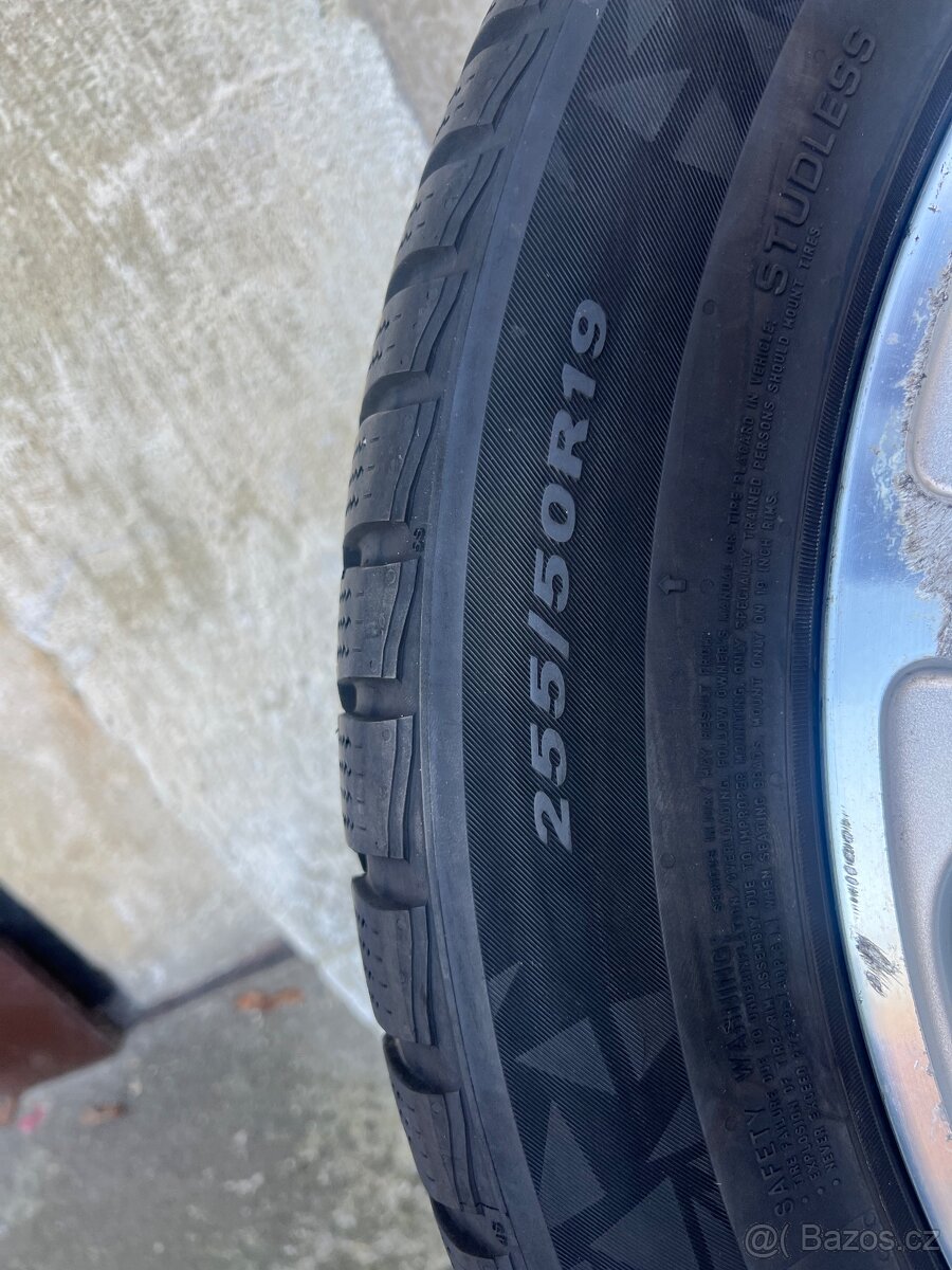 Alu kola se zimnimi pneu 255/50r19 - 2