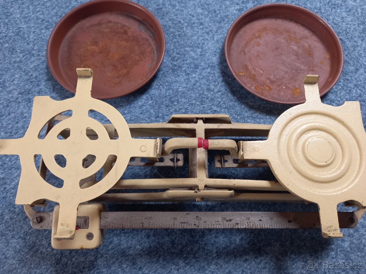 Staré domácí váhy - 2